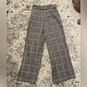 a new day. Yellow, brown and white Plaid High-Waisted Trousers wide leg